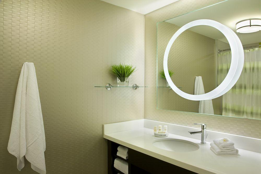 Springhill Suites By Marriott Toronto Вон Екстер'єр фото